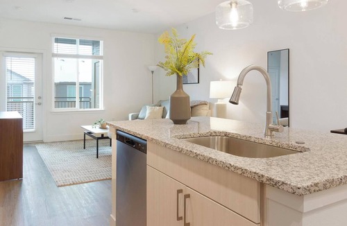 Firestone Apartment | Landing | Amazing 2BD, Gym, Clubhouse