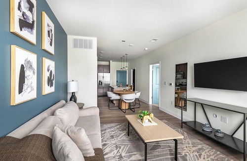 Wilmington Apartment | Landing | Modern 1BD, Clubhouse, Pool