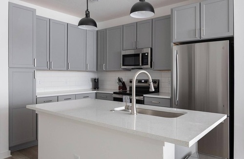 Broomfield Apartment | Landing | Stylish 2BD, Gym, Yoga Studio