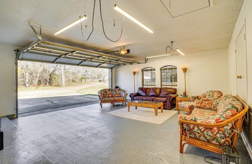 Alvarado House | Large Yard, Fire Pit & Games: Grandview Haven!