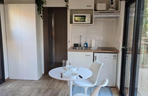 Sommieres Apartment | Le Cube