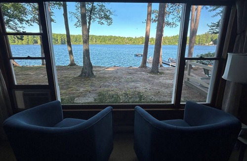 Interlochen House | Leaning Pine: A Quiet Lakefront Cottage
