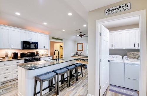 Granbury House | 'Leaping Toad Ranch' ~ 9 Mi to Lake Granbury!