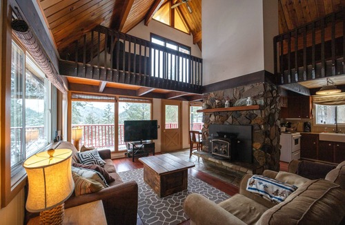 Leavenworth Cabin | Leavenworth Cabin Close To Town And Jaw Dropping View!