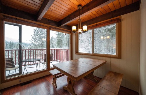 Leavenworth Cabin | Leavenworth Cabin Close To Town And Jaw Dropping View!
