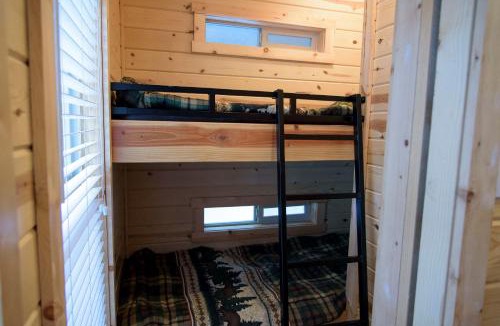 Ardenvoir Resort | Leavenworth Camping Resort Cottage 5