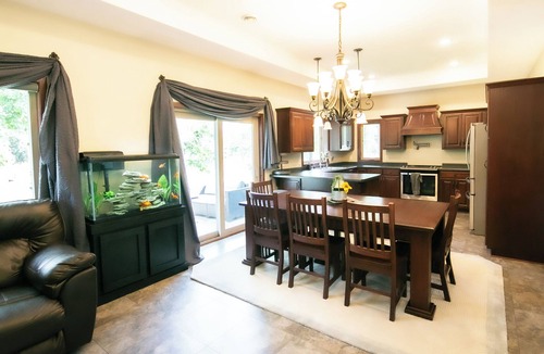 Albany House | Legacy Oaks at Boulder Creek Lodge - Luxury & Comfort - Home on 30 private acres