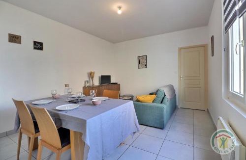 Liffre House | Les etangs