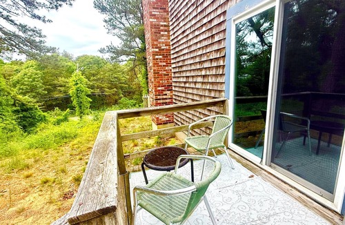 Truro House | Less than 2 miles to either Bayside or Ocean side beaches