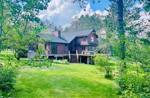 Duluth House | Lester River Pines Home | Pond | Creek | Woods | Views | Dogs