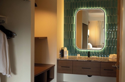 Shelton Hotel | Little Creek Casino Resort