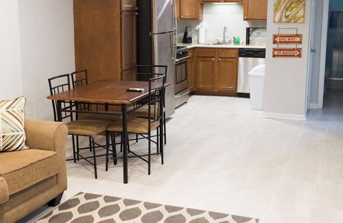 West Riverside House | Lively Uptown Getaway Steps from historic Magazine