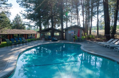 Century West Hotel | LOGE Bend