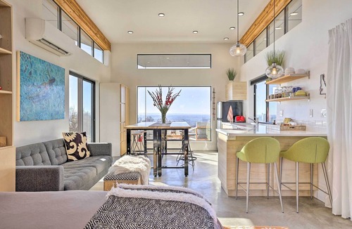 Boise Apartment | Luxe, Modern Studio w/ Sweeping City Views!