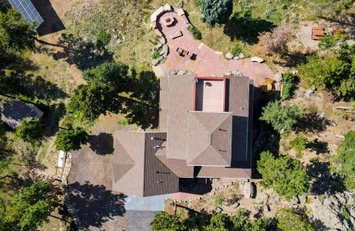 Nederland House | Luxurious Rocky Mountain Retreat above Boulder