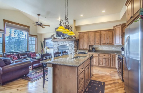 Bear Crossing House | Luxurious Townhouse with Unrivaled Views Overlooking Winter Park Resort