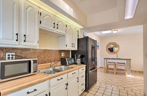 Boynton Beach House | Luxury 8 Bedroom 6 Bath Mini Resort with Pool in Backyard Tropical Paradise!