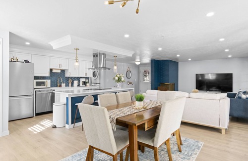 West Valley City House | Luxury Dream Home with HOT TUB