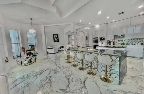 Wellington House | Luxury House with Movie Theater