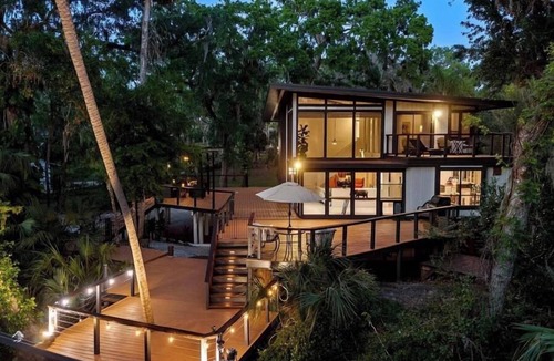 Bloomingdale House | LUXURY RIVERFRONT VACATION HOME IN FLORIDA