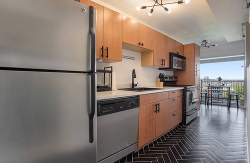 Crestline Heights Condo | Magic City Panoramic View
