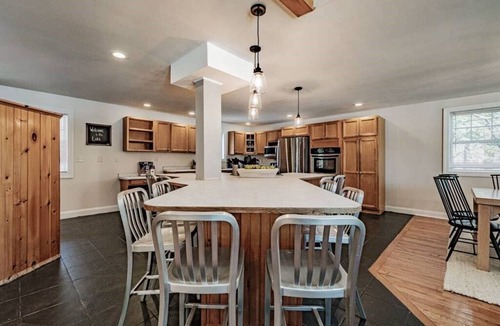 Bridgton House | MAINE WATERFRONT + MOUNTAIN COMPOUND SLEEPS 50!