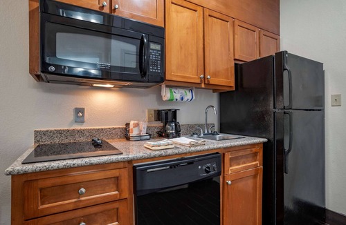 Denham Springs Hotel | MainStay Suites Denham Springs - Baton Rouge East