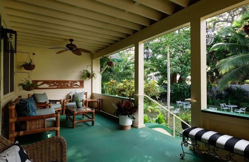 Wailuku House | Mamane Suite - Historic charm and views