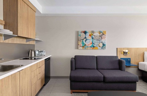 Lachute Hotel | Microtel by Wyndham Lachute