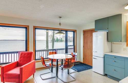 Isle Cabin | Mille Lacs Lake Cabin: Private Dock, Deck & Grill