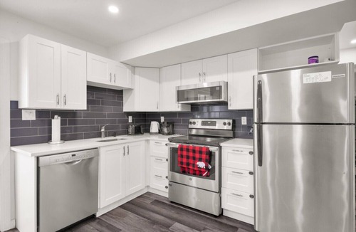 Doon South House | Modern 2BR Duplex 3.0 GBPS internet with Parking