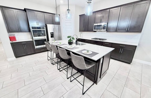 South Mountain House | Modern Custom Home in Gated Central Phoenix Community