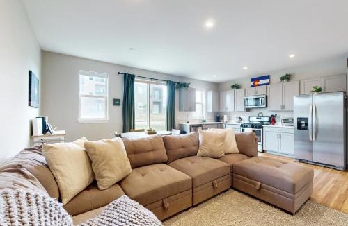 Gypsum House | Modern Gem in Gypsum
