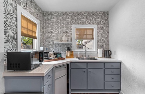 Old Northwood Villa | Modern Historic Pool Cottage | Min to Downtown