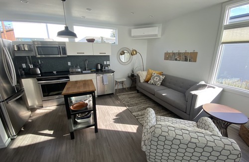 Eastsound House | Modern home w/Hot Tub in Eastsound Village - Walk to Shops, Cafes, & Beaches