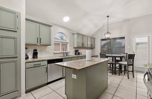Mesquite House | Modern Mesquite Retreat Patio + Smart TVs