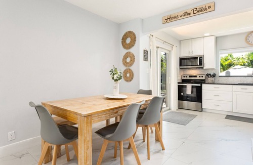 North Andrews Gardens House | ! Modern & Stylish Fort Lauderdale Getaway !