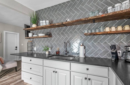 Poiciana Park II Apartment | Modern & Stylish Studio in the Heart of West Palm