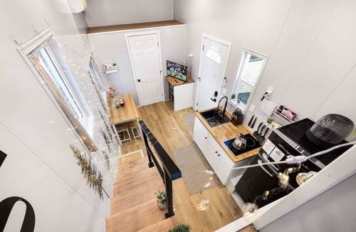North Beacon Hill House | Modern Tiny Home Near DT & Transit