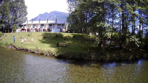 North Bend House | Moon River Suites #3