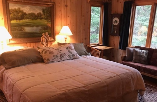 Lutsen House | Moonlit Bay