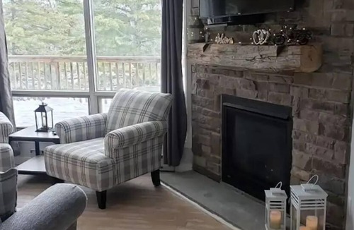 Gravenhurst Resort | Moose Chalet at Granite Ridge