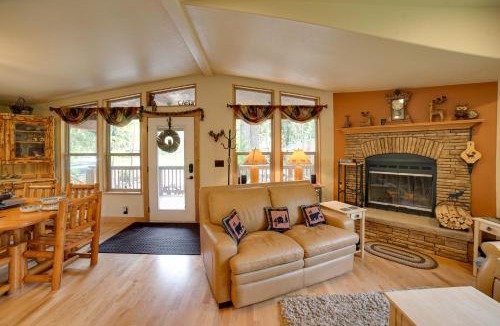 Baring House | 'Moose Lodge' Cabin w/Entertainment Gazebo!