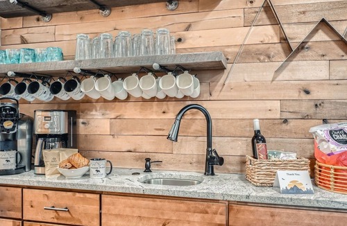 Grand Lake Cabin | Moose Ridge Cabin 5 Bedroom Cabin by RedAwning