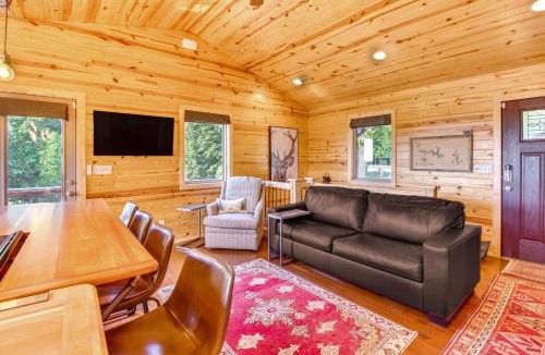 Mountain Home House | Mountain Home Cabin Rental w/Fire Pit!