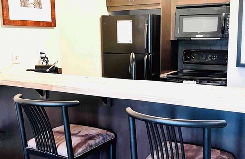 West Fernie Condo | Mountain View Studio with Deck, BBQ & Pool