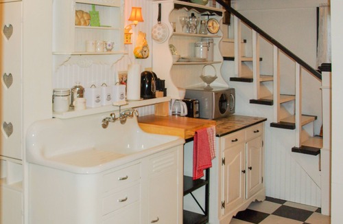 New Tacoma Apartment | Mrs Jensen's Bakery Suite. a very sweet suite