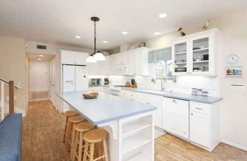 Cayucos House | "Nautical Cove" - 2 minutes to the beach!