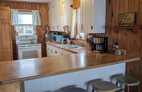 Colington Cottage | Nena's - Oceanfront