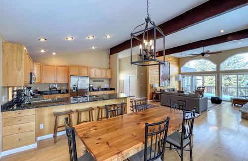 Eagle-Vail House | New Listing! Eagle Vail Escape | Stunning Views & Deck | BBQ Grill